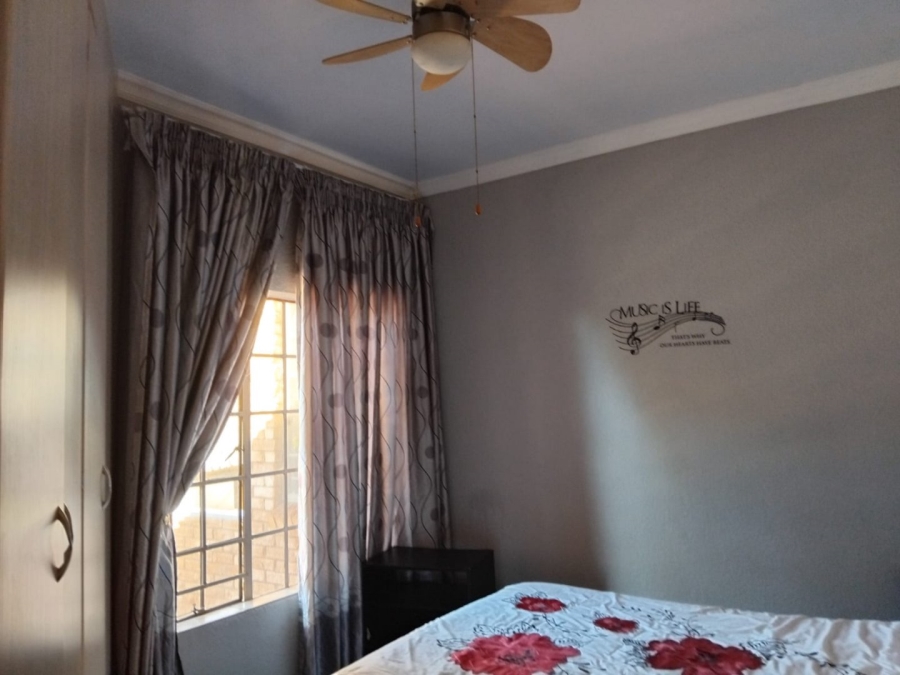 4 Bedroom Property for Sale in Safari Gardens North West